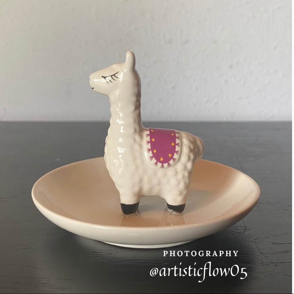 NEW! Ceramic Llama Trinket Tray Ring Holder